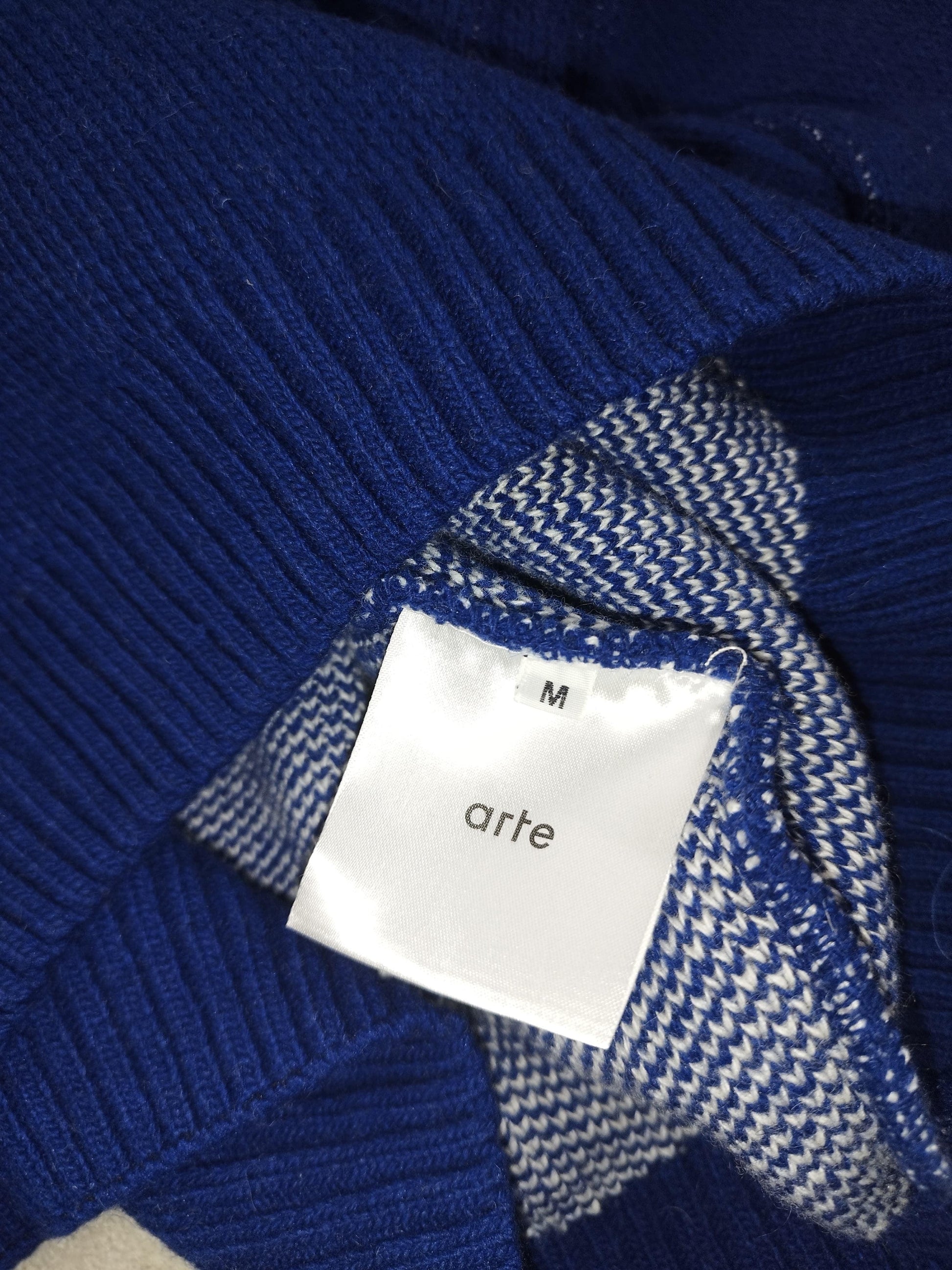 Arte - Pull en laine mérinos bleu taille M - Le Saptuaire