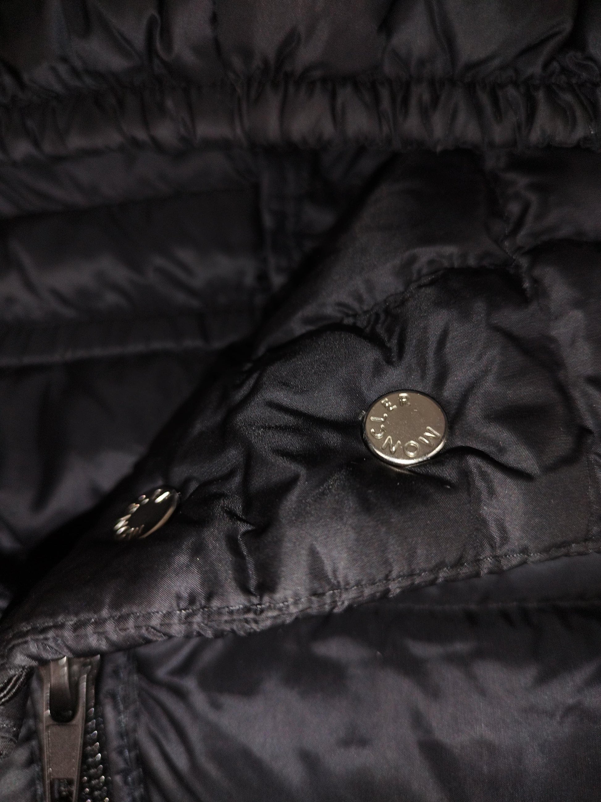 Moncler - Doudoune longue noir taille XS - Le Saptuaire