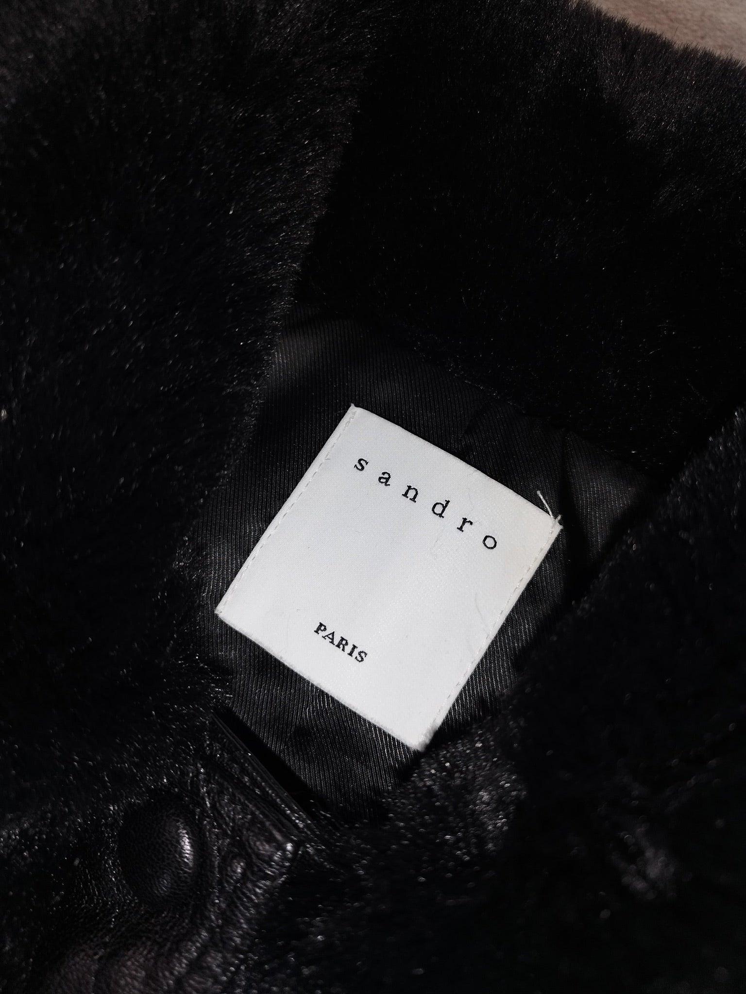 Sandro - Veste en fausse fourrure noire taille M - Le Saptuaire