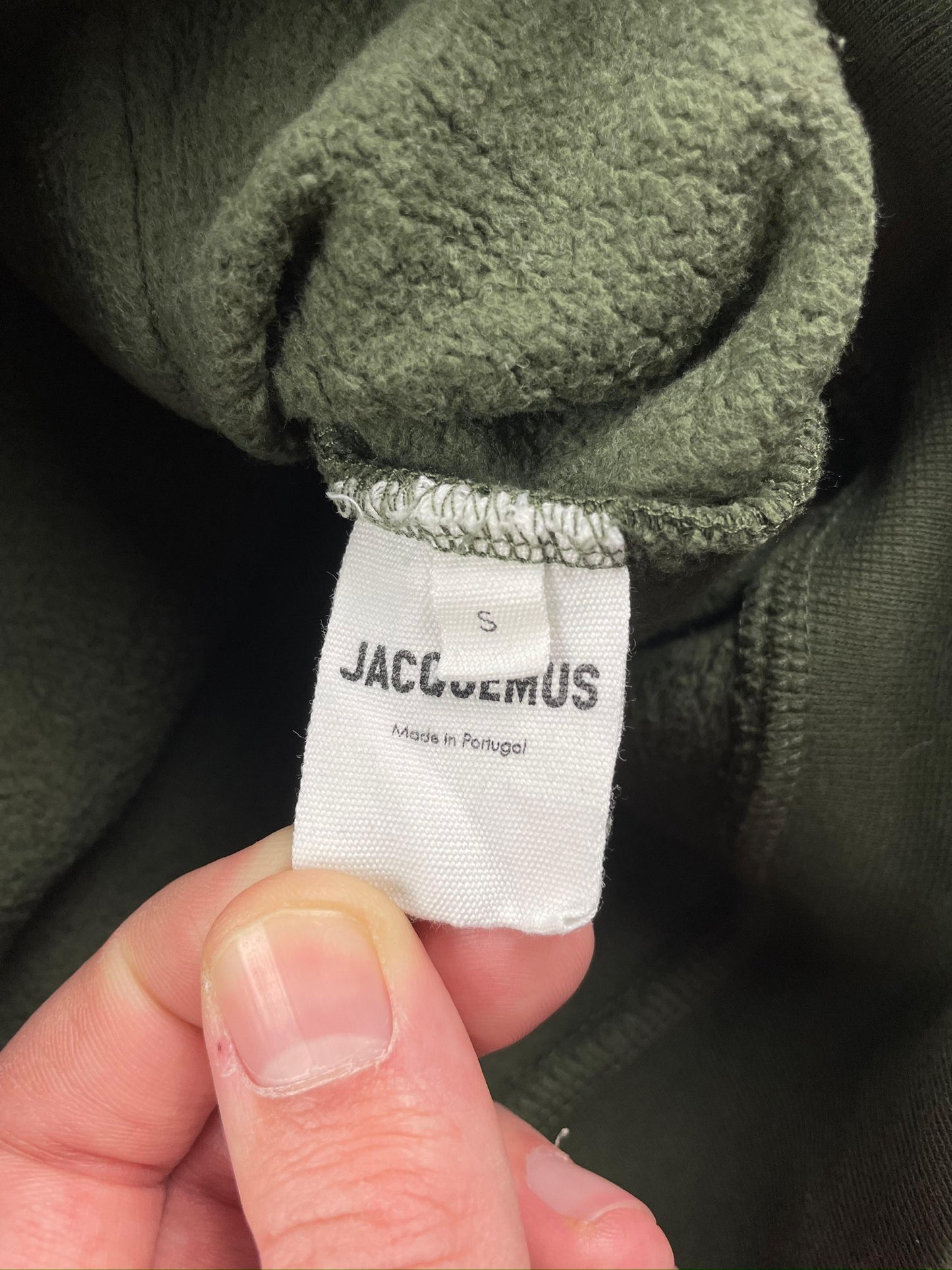 Jacquemus - Suéter con capucha verde oscuro talla S