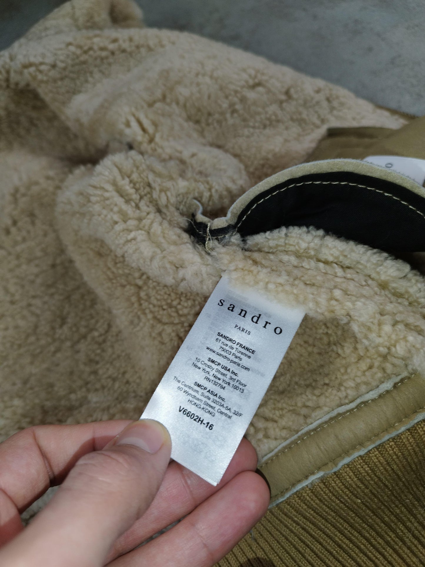 Sandro - Bombardier en peau lainée de mouton camel taille XS - Le Saptuaire