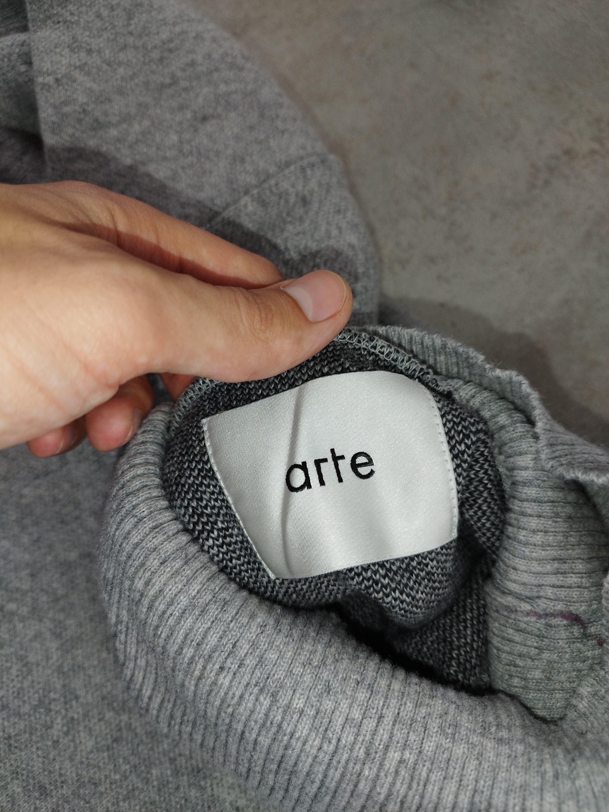 Arte - Pull à col roulé gris taille M - Le Saptuaire