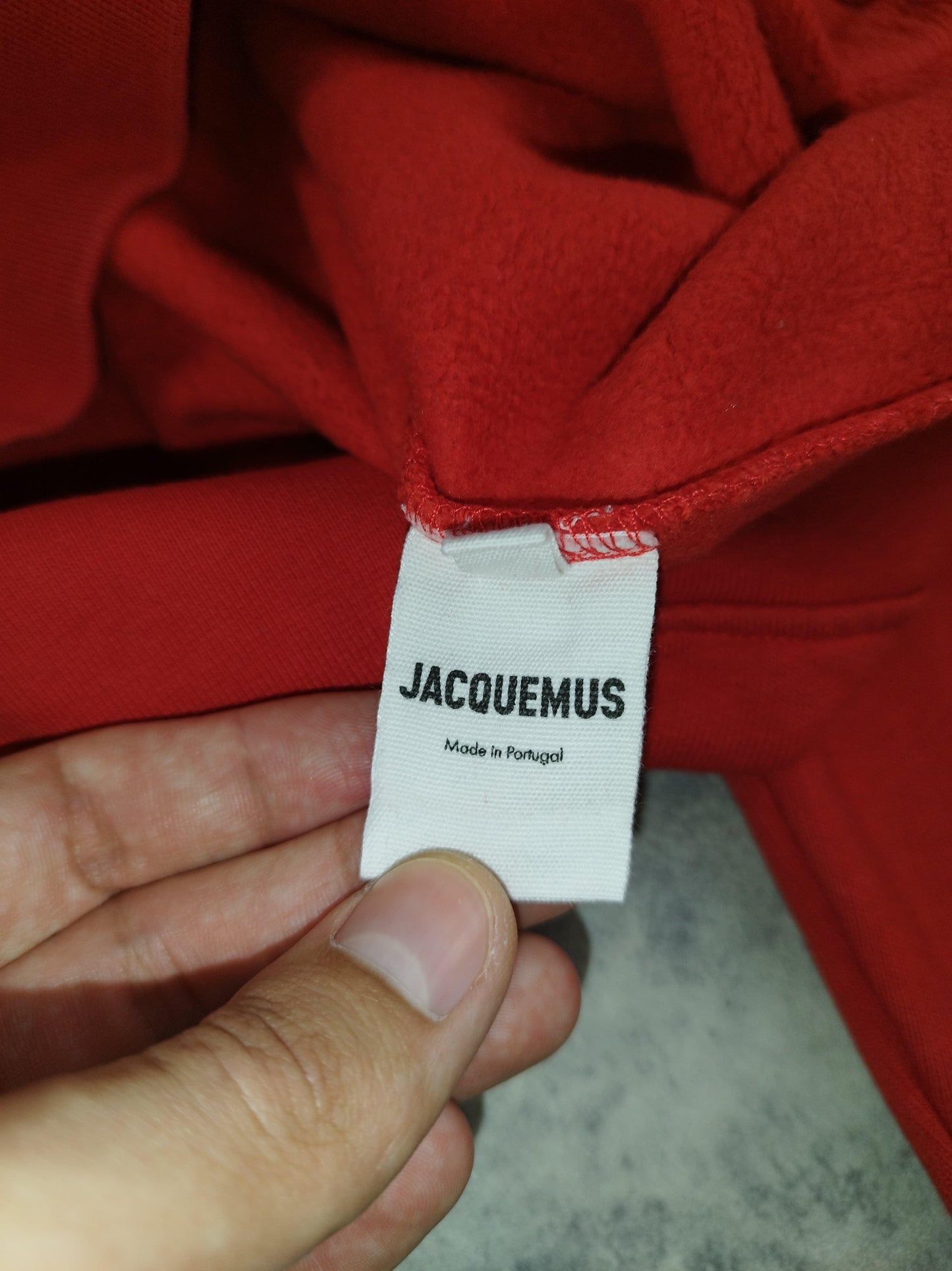 Jacquemus - Pull à capuche rouge taille S - Le Saptuaire