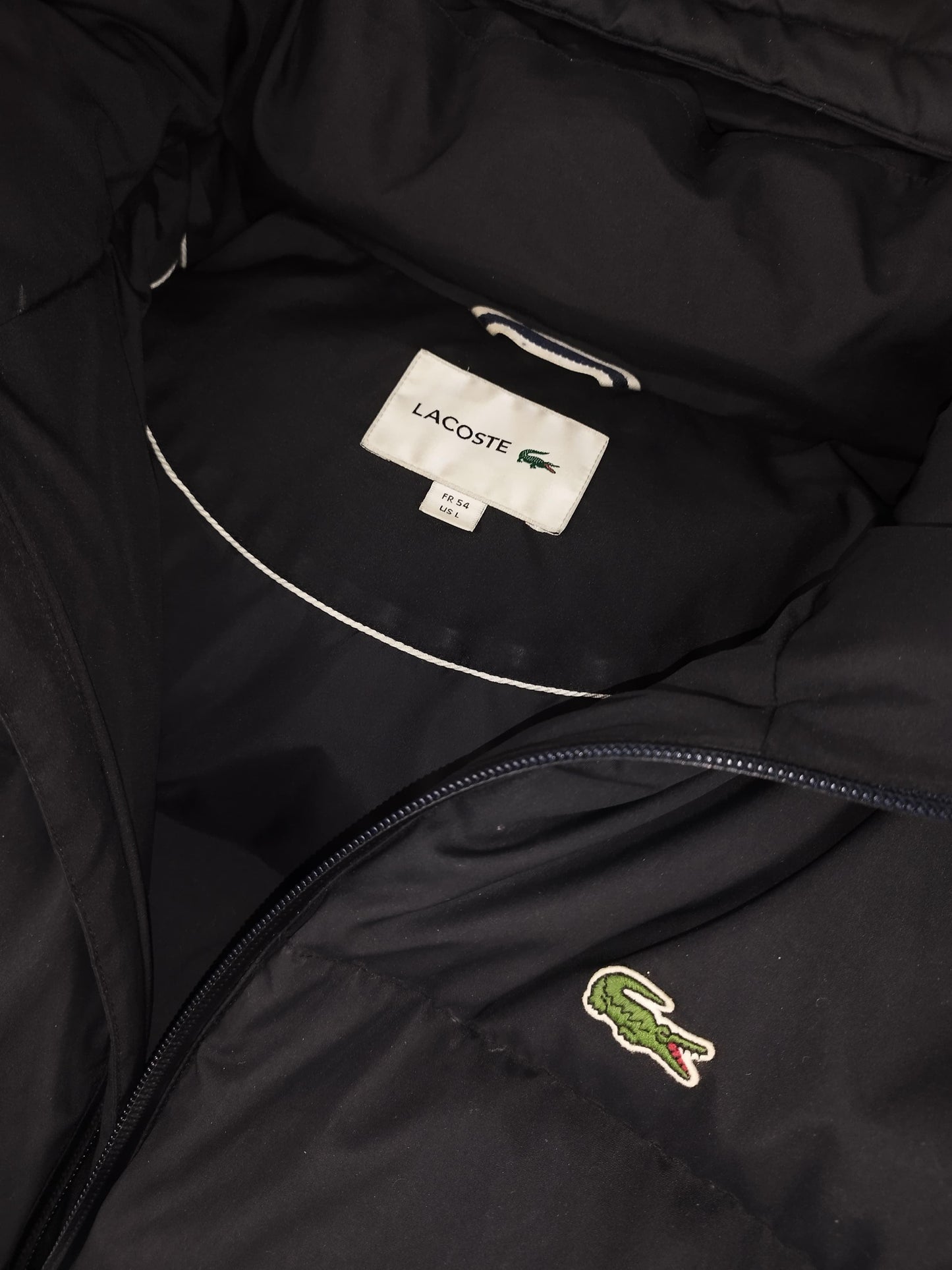 Lacoste - Doudoune à capuche noire taille L - Le Saptuaire