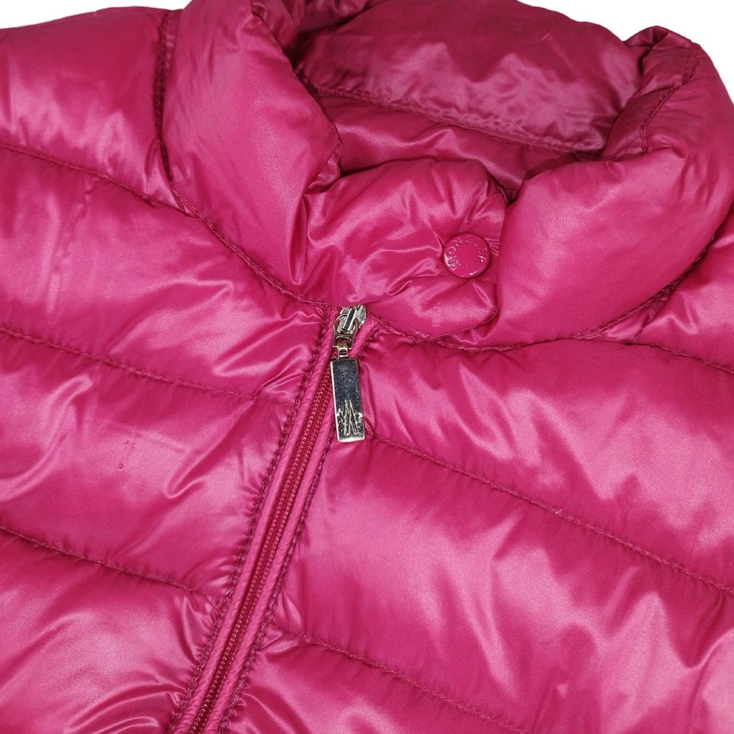 Moncler - Doudoune rose fuchsia taille XS - Le Saptuaire