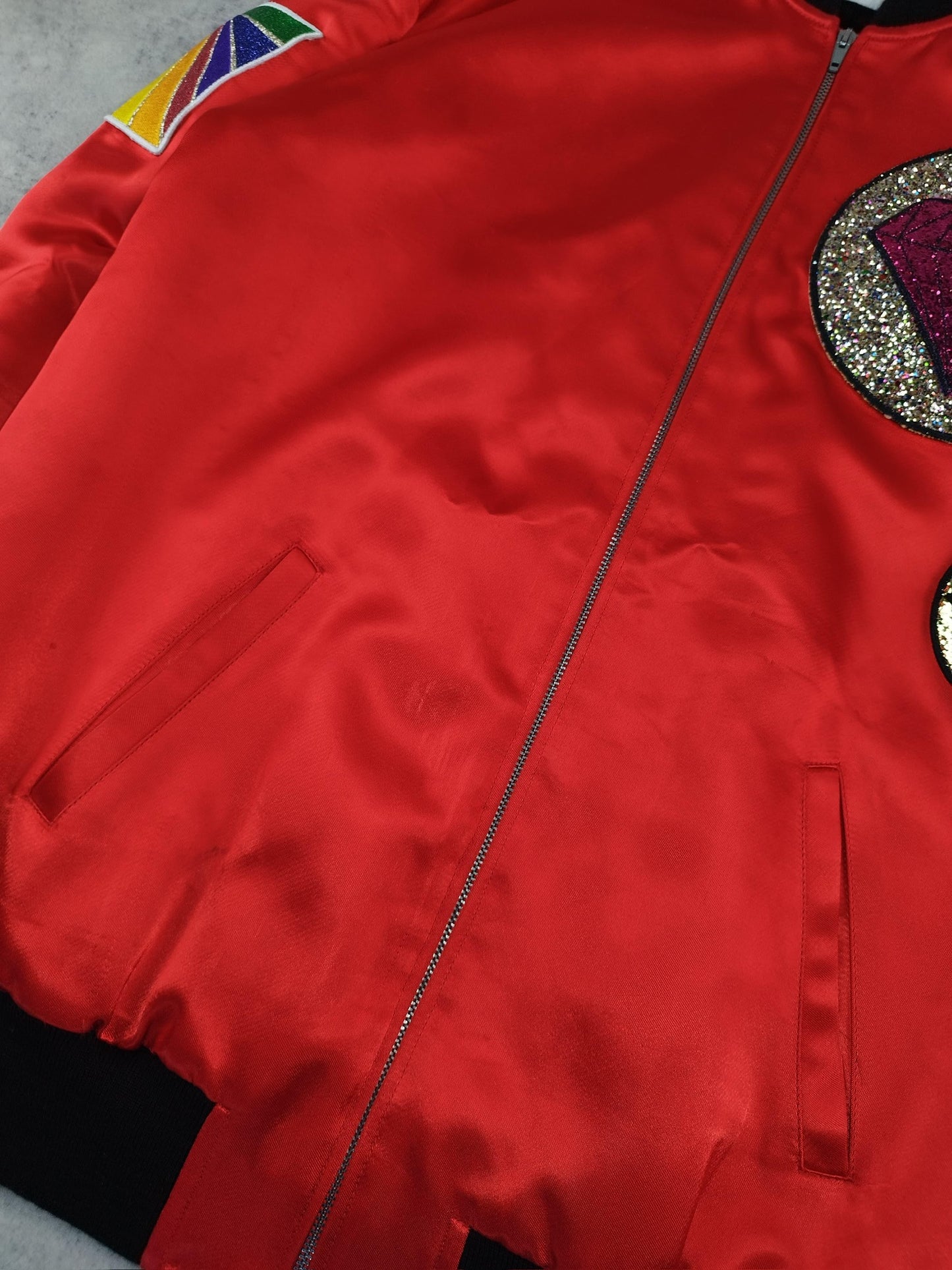 Saint Laurent - Bombers en soie rouge taille S