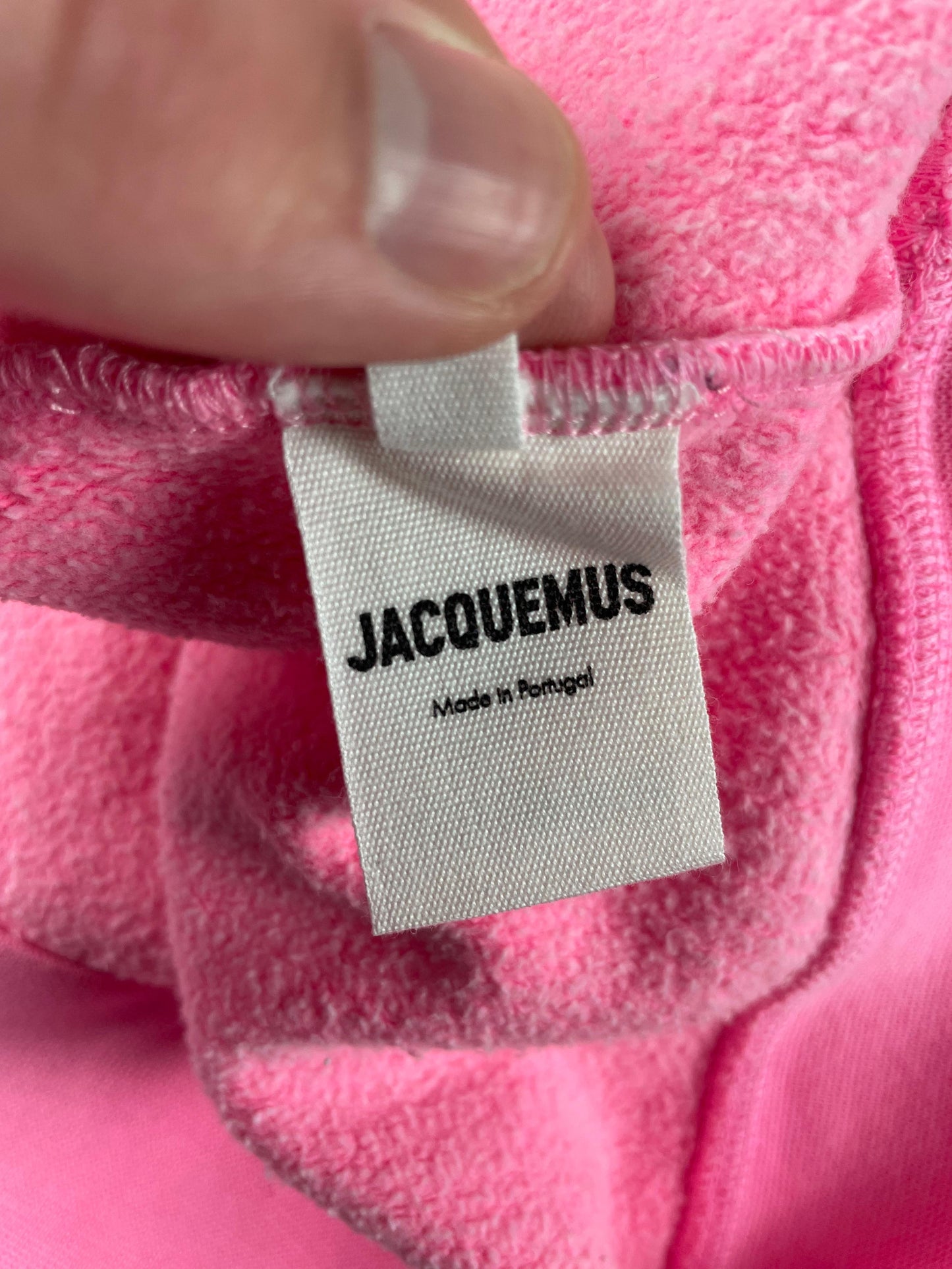 Jacquemus - Pull à capuche rose taille S neuf avec étiquette