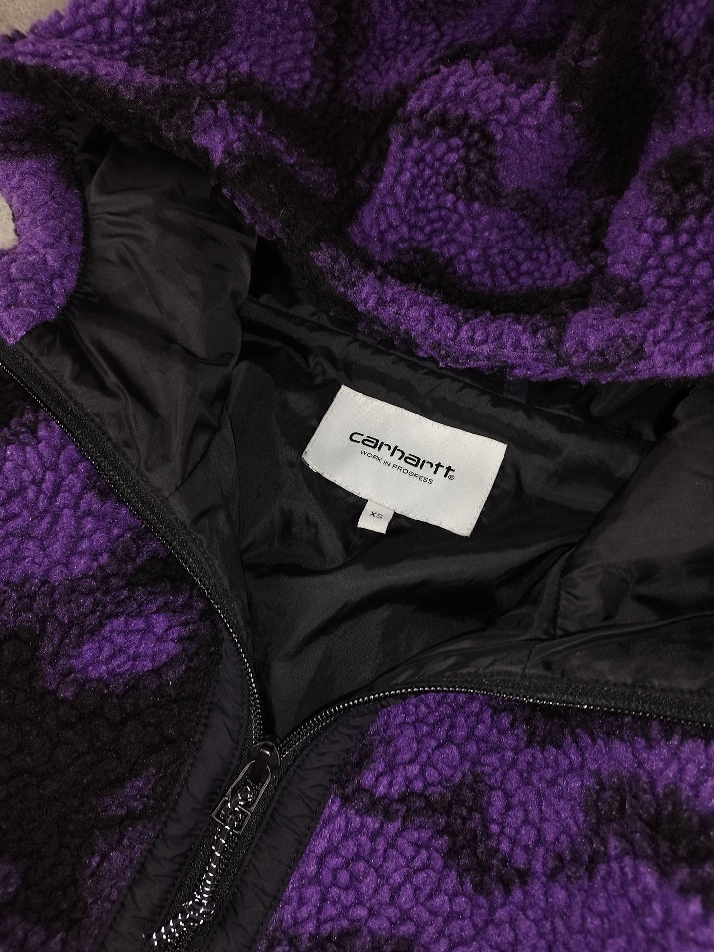 Carhartt - Polaire à capuche violet et noire taille XS