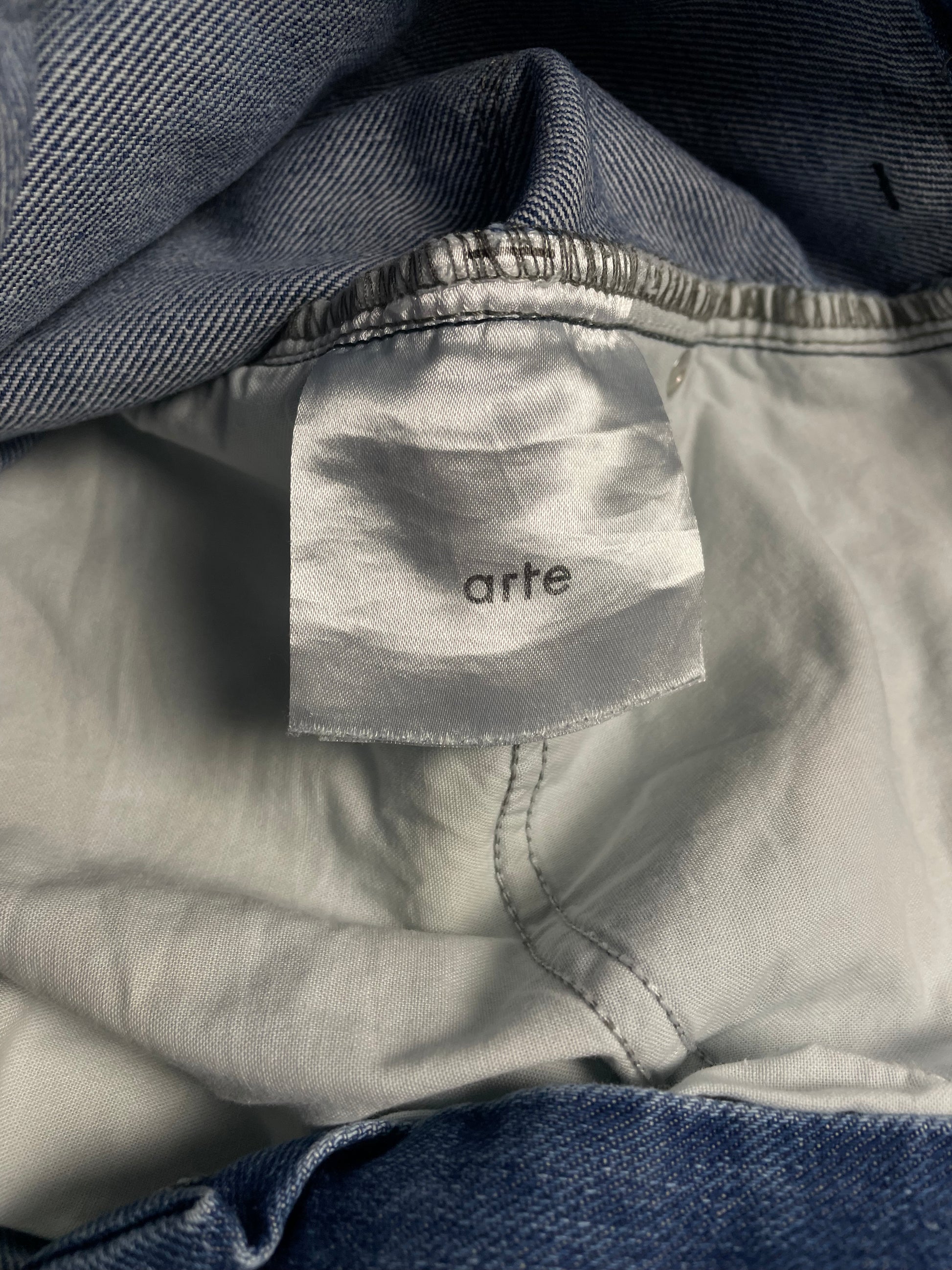 Jean logo brodé taille S - Le Saptuaire