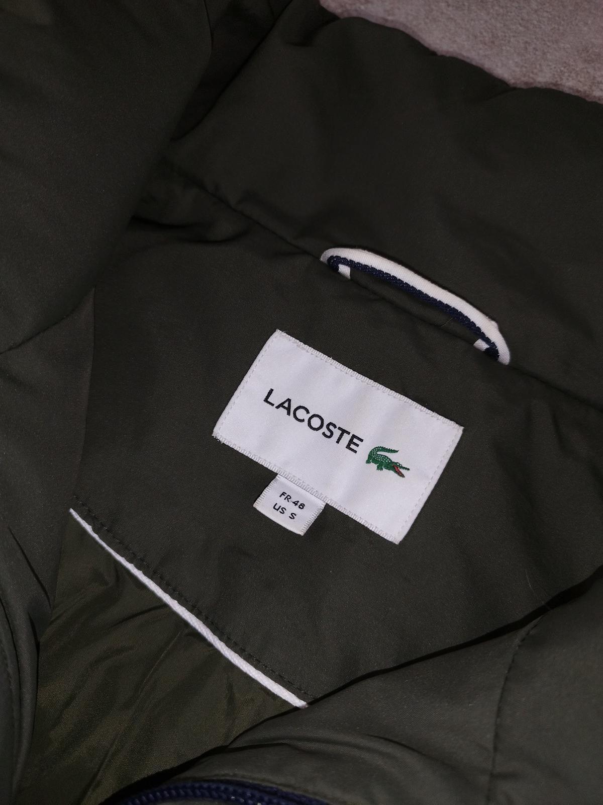 Lacoste - Doudoune kaki taille S - Le Saptuaire