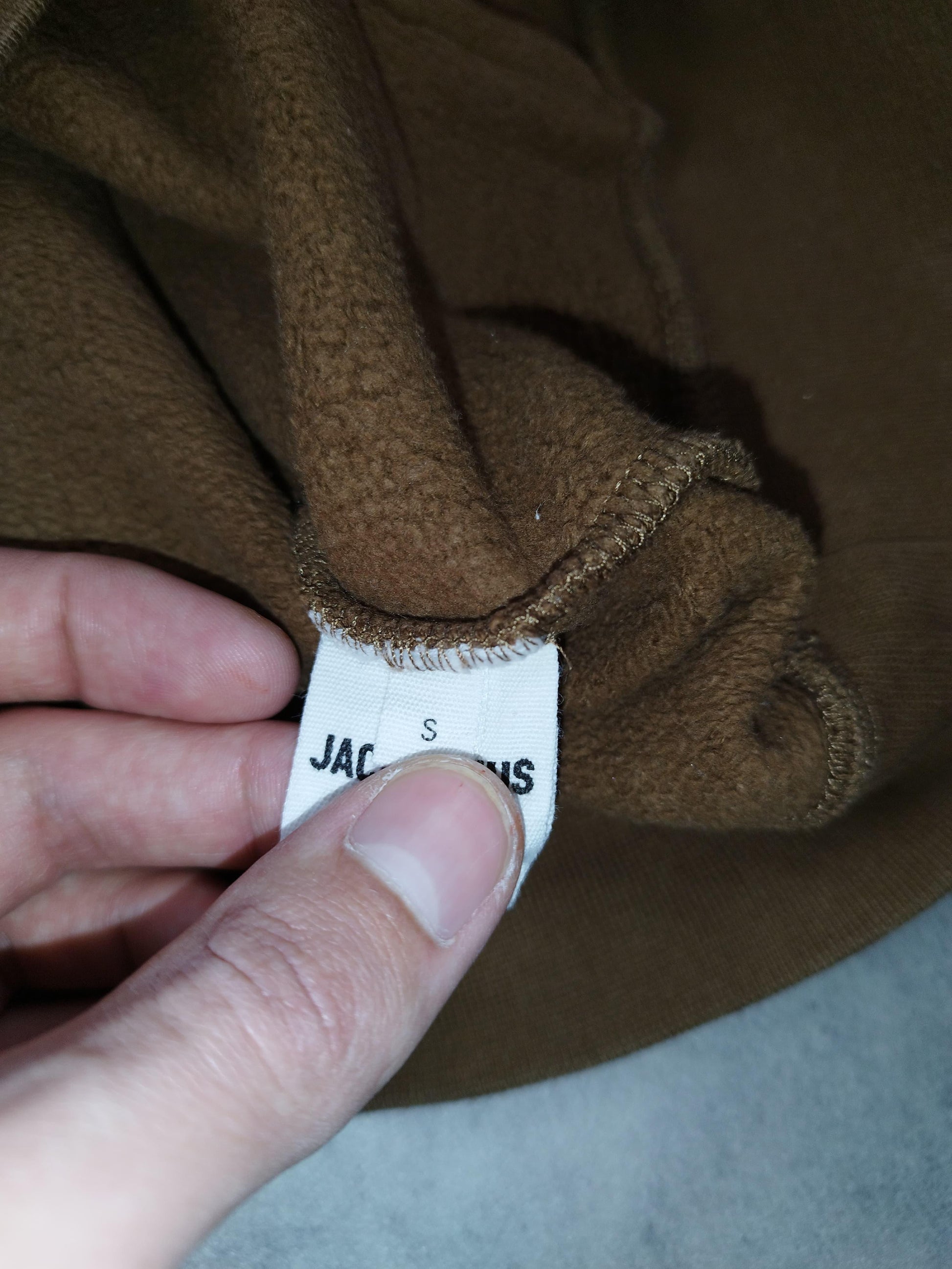 Pull à capuche marron taille S - Le Saptuaire