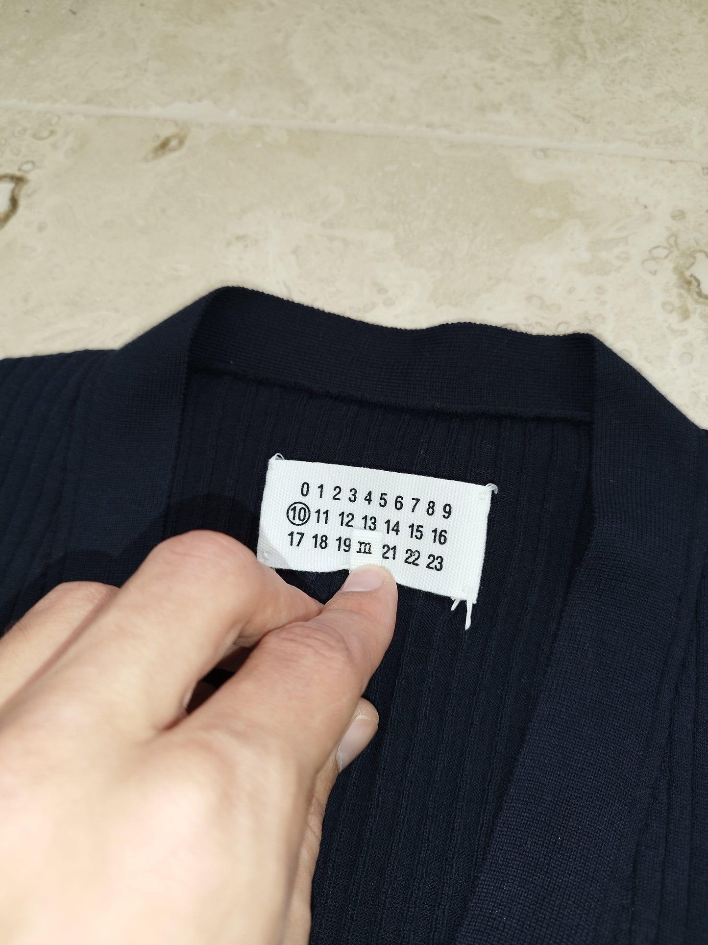 Maison Margiela - Cardigan bleu marine taille M - Le Saptuaire